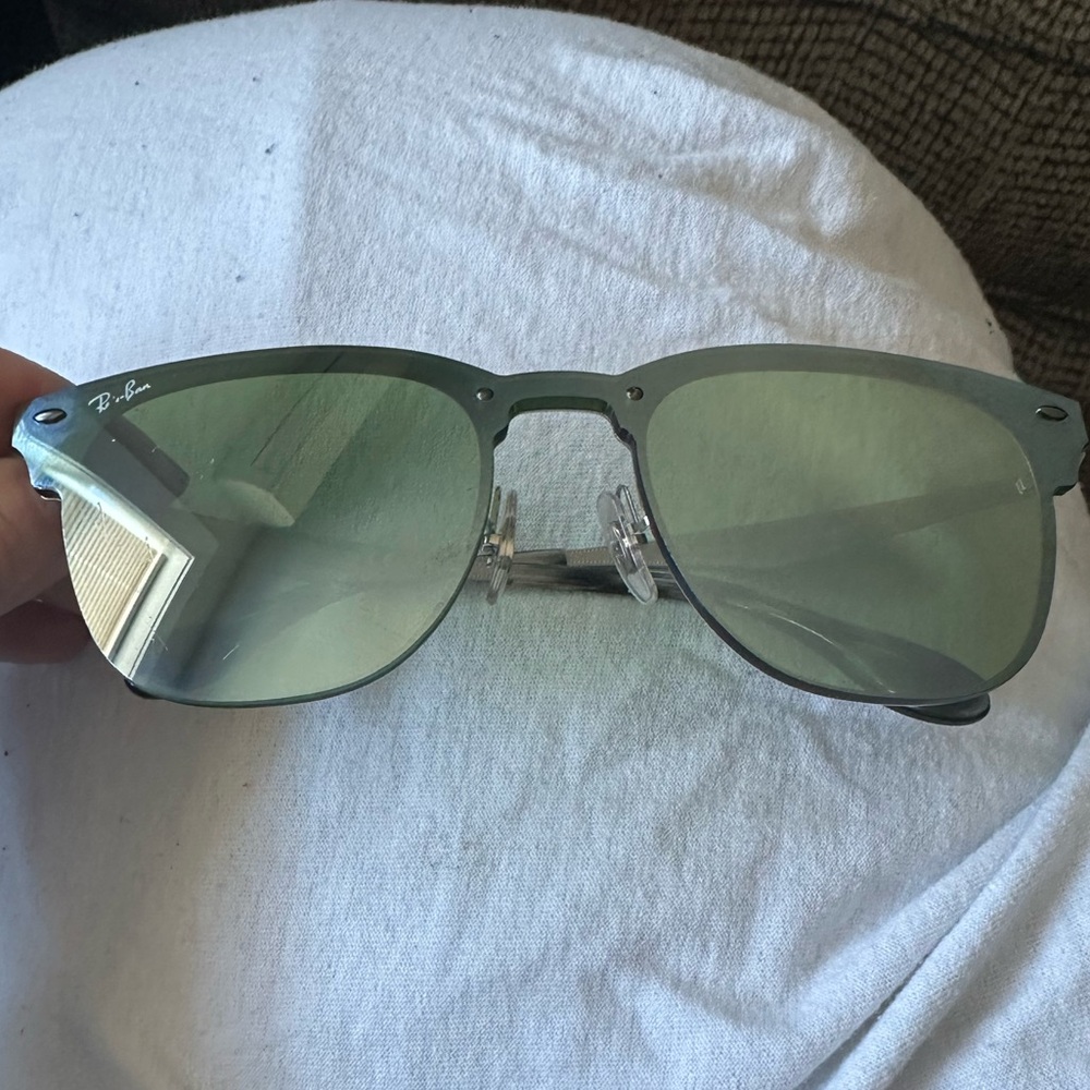 RAY-BAN CLUBMASTERS